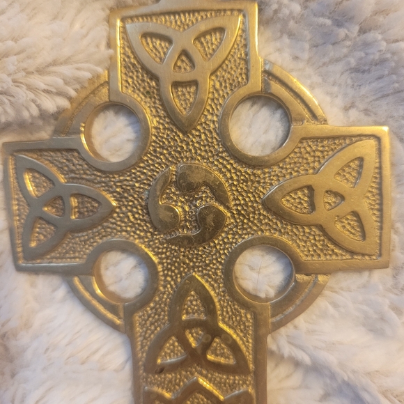 Celtic Cross Wall Decor - Picture 6 of 8